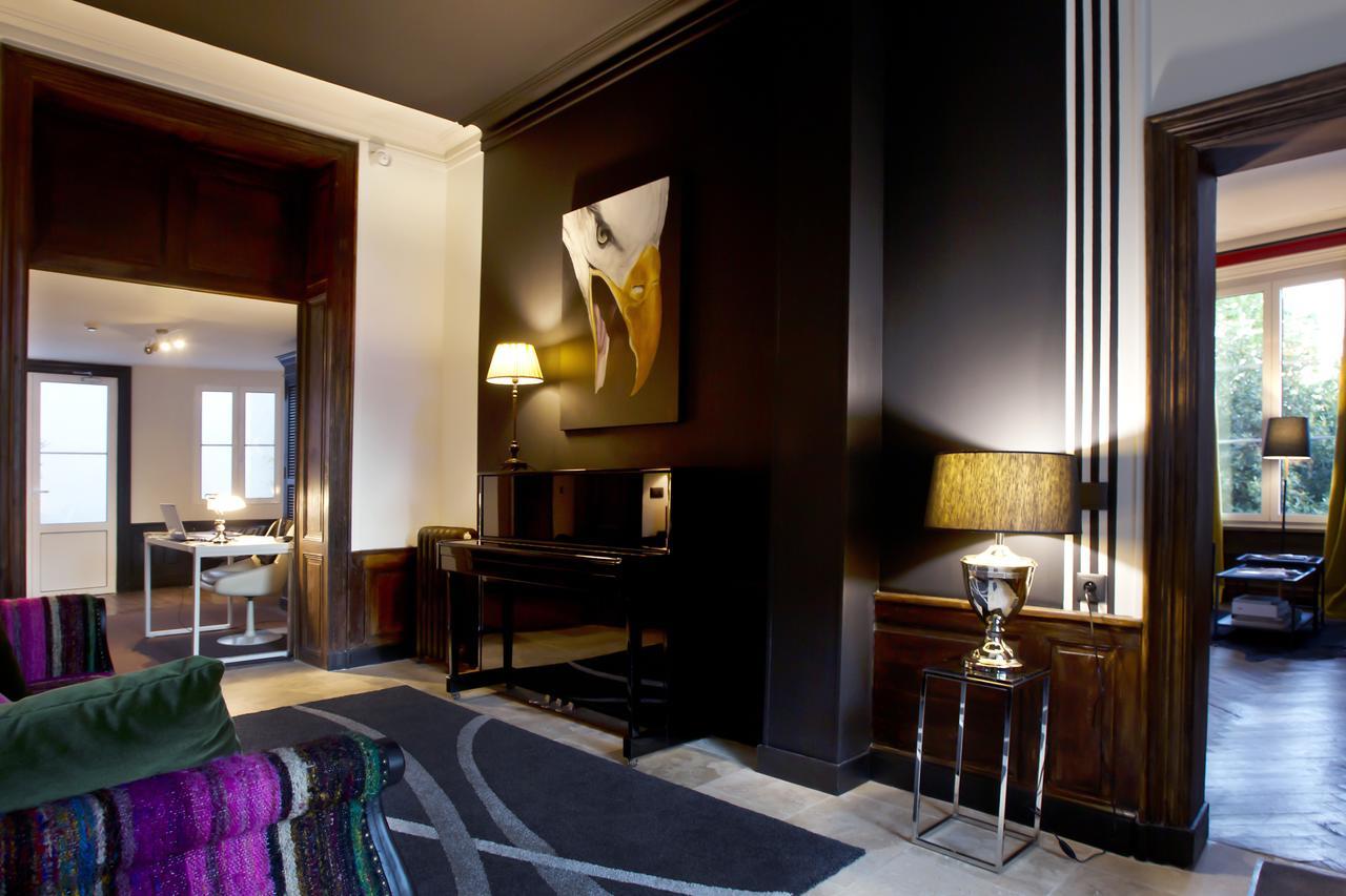 Boutique Hotel Valezieux โรเชอร์กอร์บง ภายนอก รูปภาพ