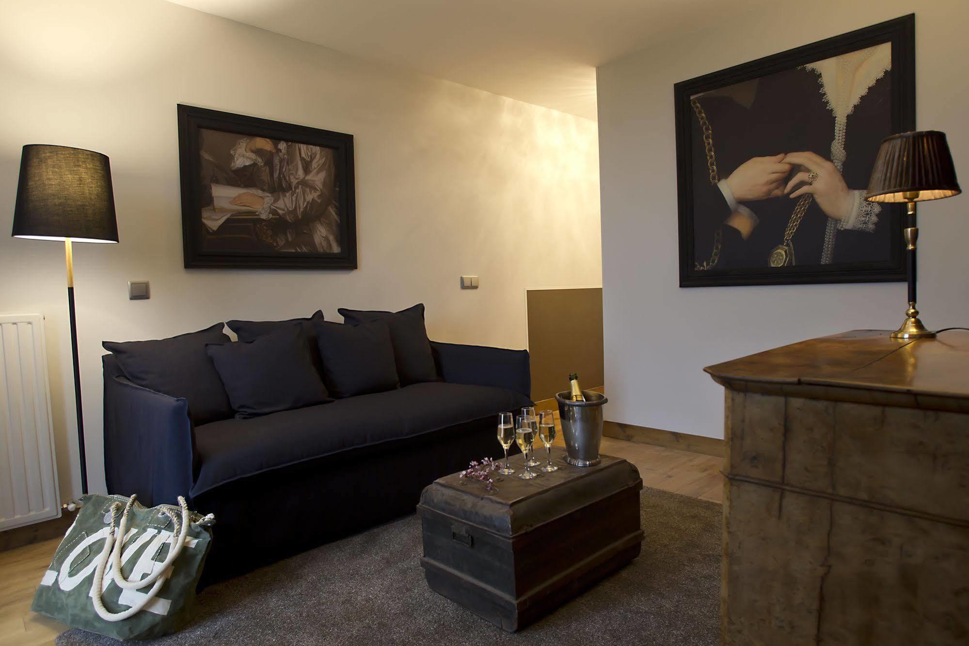 Boutique Hotel Valezieux โรเชอร์กอร์บง ภายนอก รูปภาพ